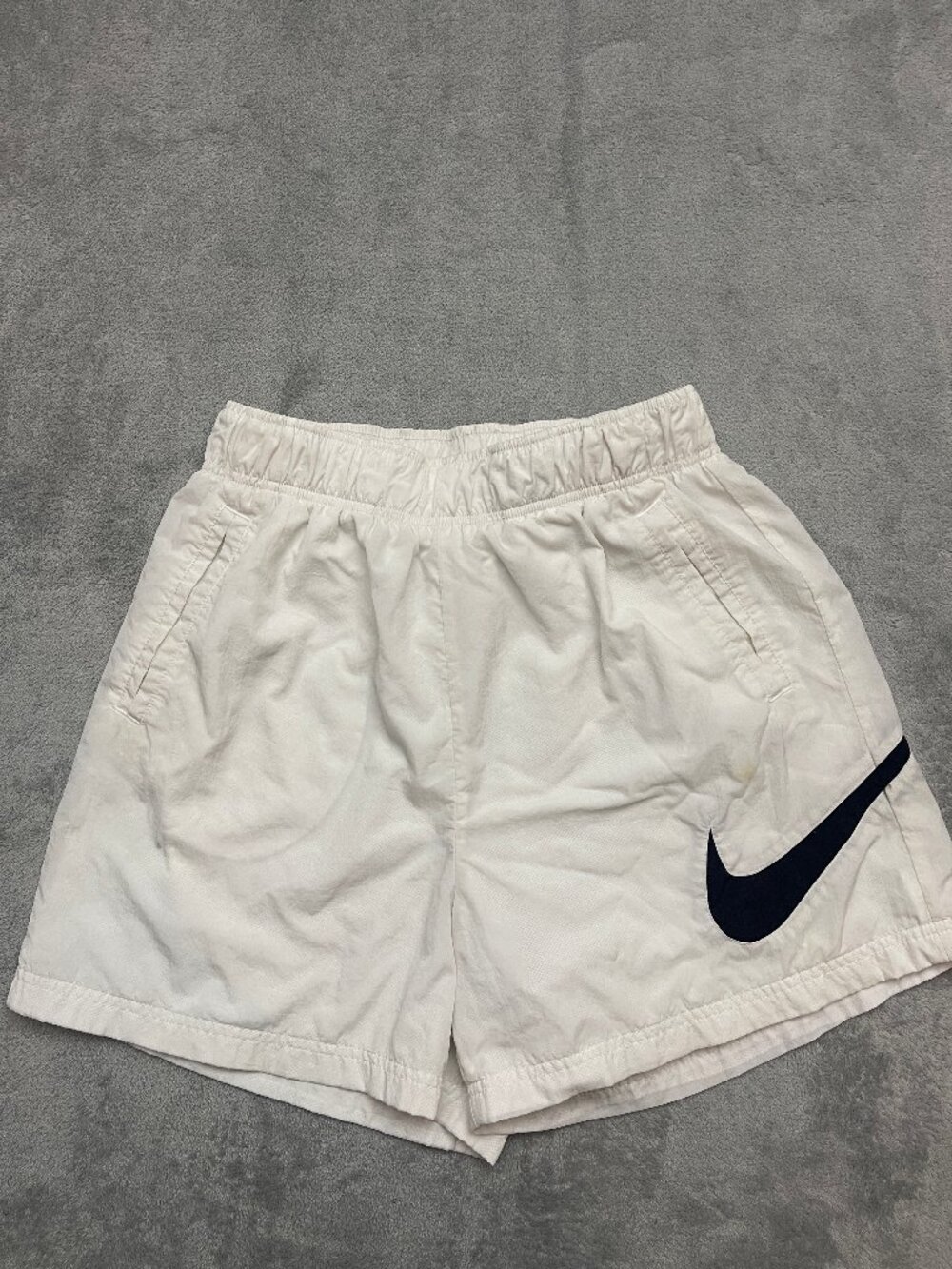 Nike Women's High-Rise Nylon Woven Shorts White DM6740 Women's Size Large